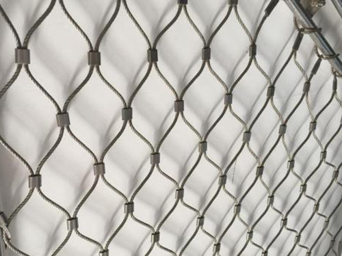 不銹鋼絲繩網(wǎng)